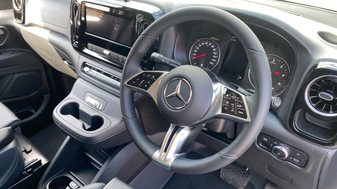 Mercedes-Benz Vito L2 Diesel Rwd 119CDI Select Crew Van 9G-Tronic - Image 20